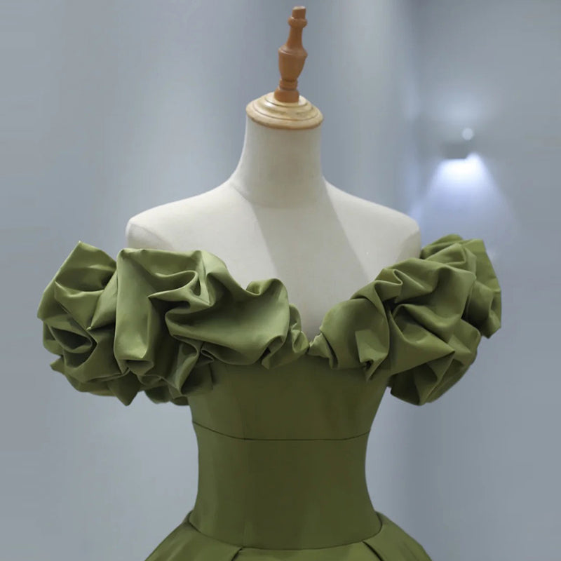 Elegant French Evening Dress for Women - Green or Red, Princess-Style - The Cool Collective AU